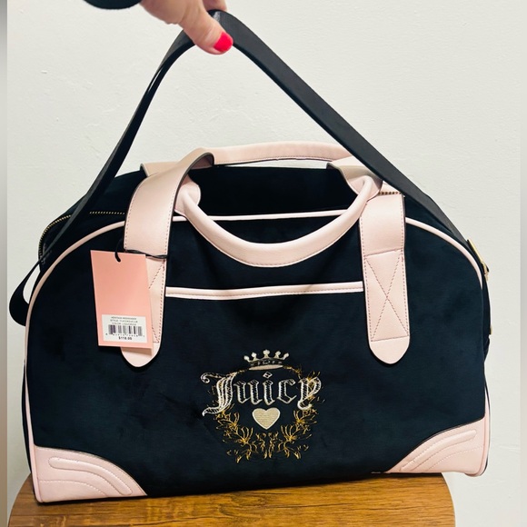 Juicy Couture Black & Pink Velour Queen Of Everything Weekender Duffle Bag NWT - Picture 10 of 13